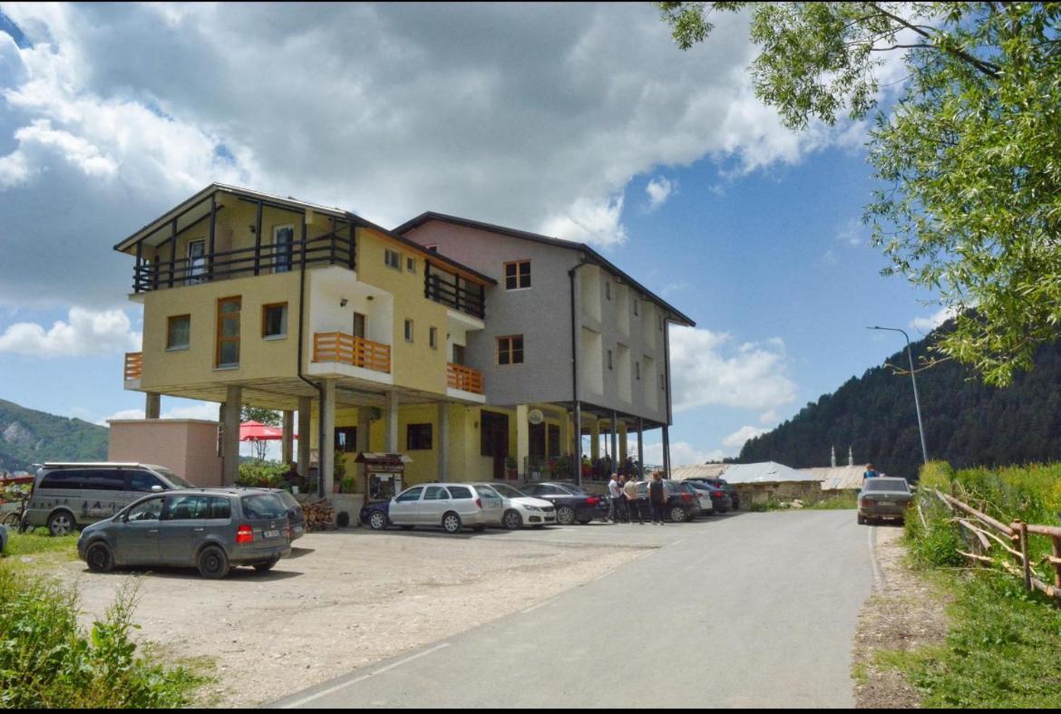 Hotel Restaurant Radomira Ceren Экстерьер фото