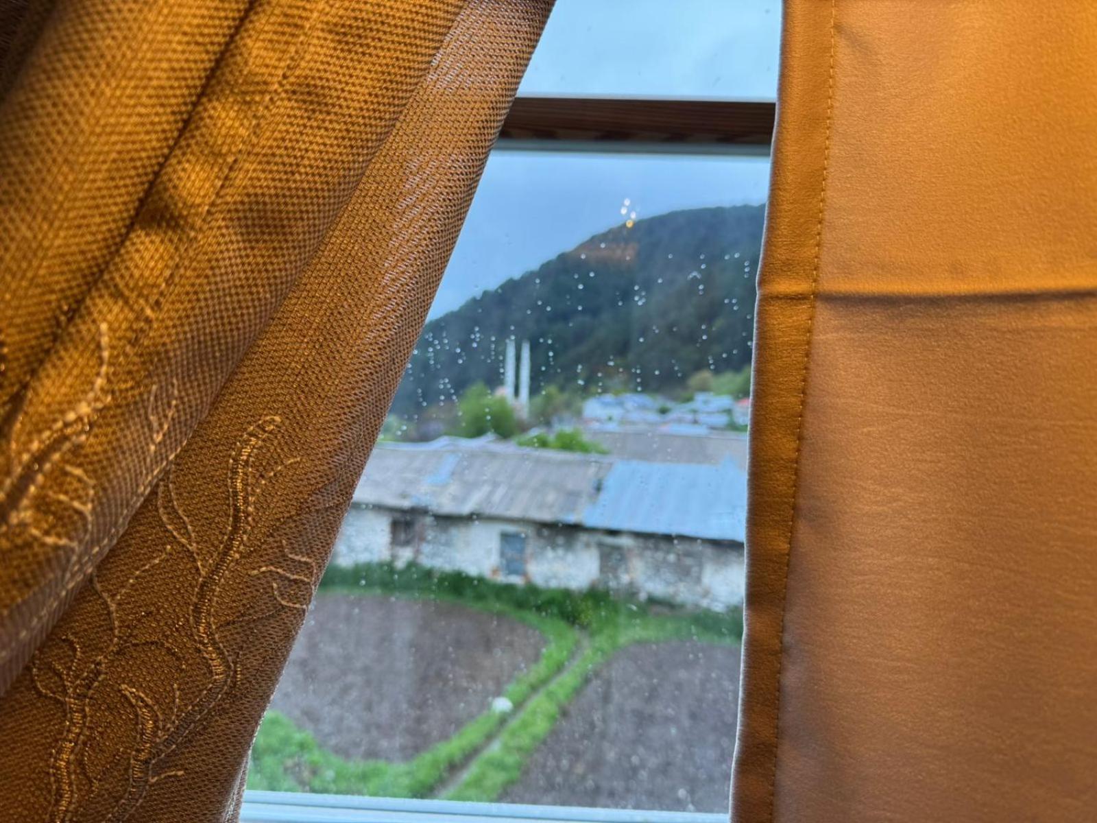 Hotel Restaurant Radomira Ceren Экстерьер фото